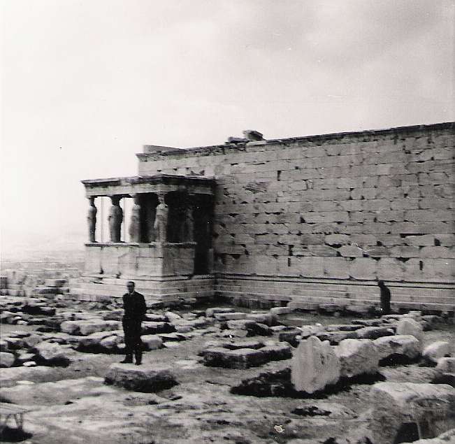 AkropolisPropyleija.jpg